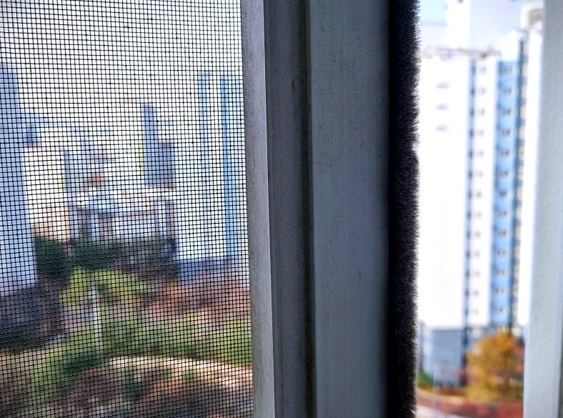 강동구 명일동 방충망 교체 시공 사례